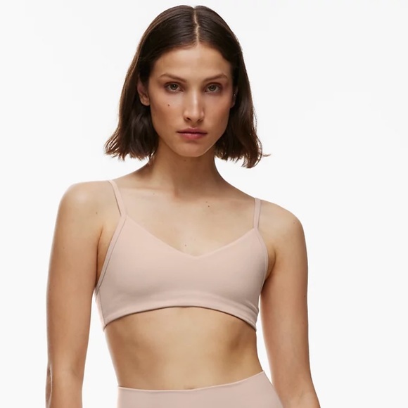 Aritzia TNAction TnaButter Hold Tight Bra Top - Barely Blush - Picture 4 of 10